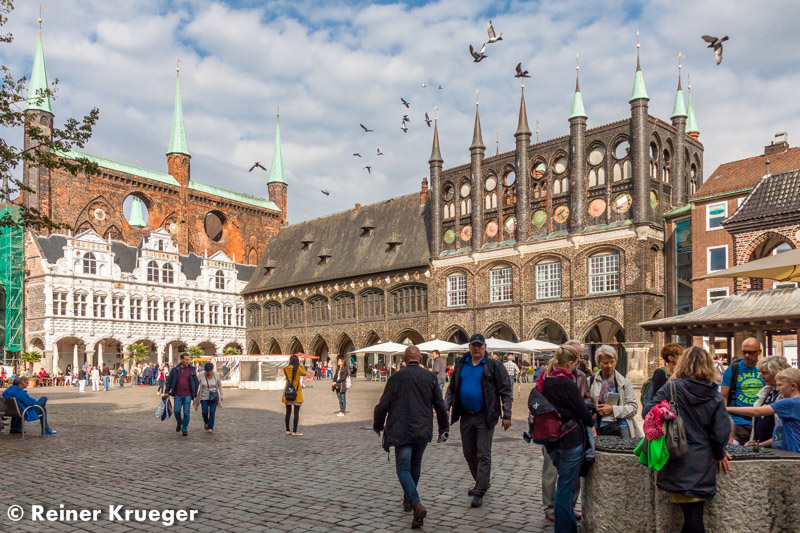 IMG_6226.jpg - Markt mit Rathaus