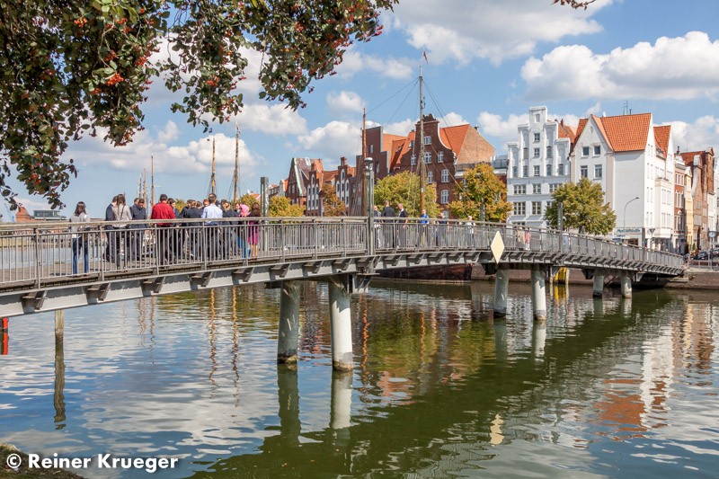 IMG_5934.jpg - Blick über die Trave zur Altstadt