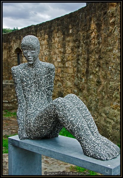 Lux2011_0199.jpg - Burg Fiels in Larochette