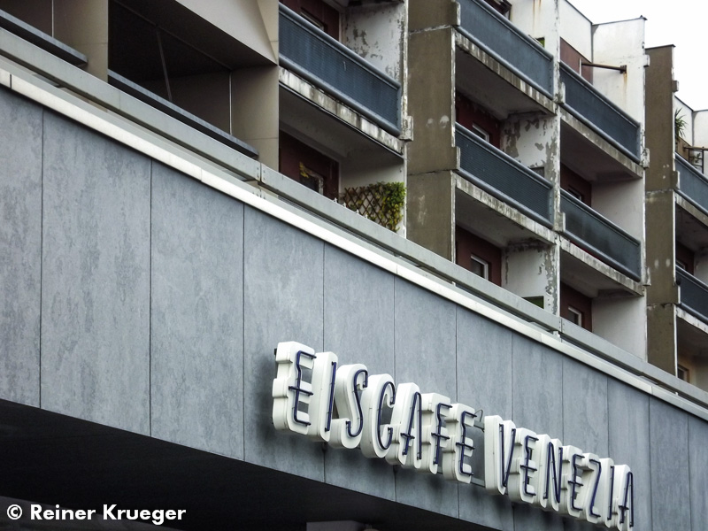 DSCF2800.jpg - sozialistischer "Barock"